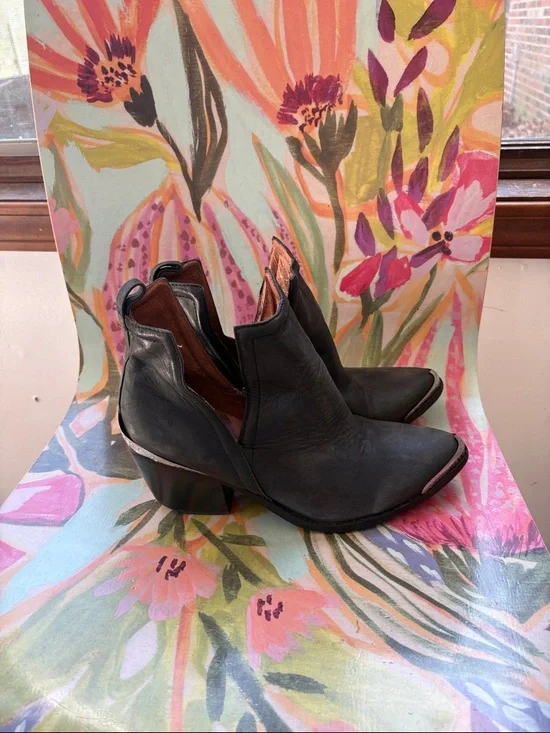 Jeffrey Campbell Cromwell Boots - Picture 2 of 11